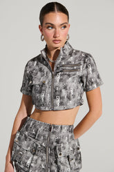 UNREAL ZIP UP TOP