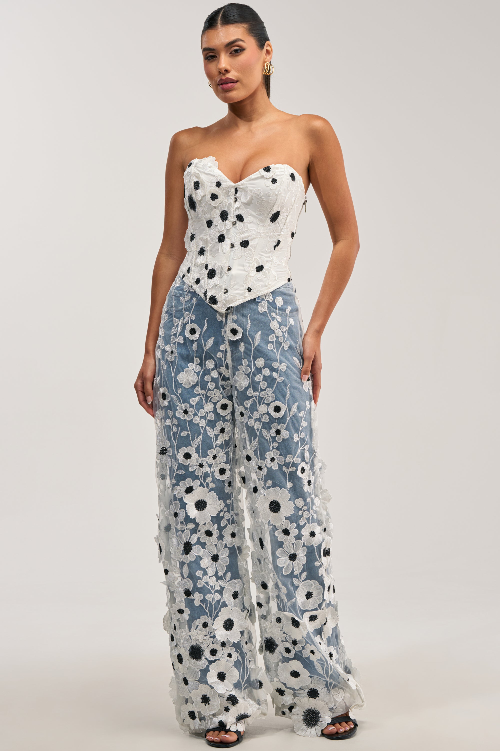 MIXED FLORALS RELAXED DENIM