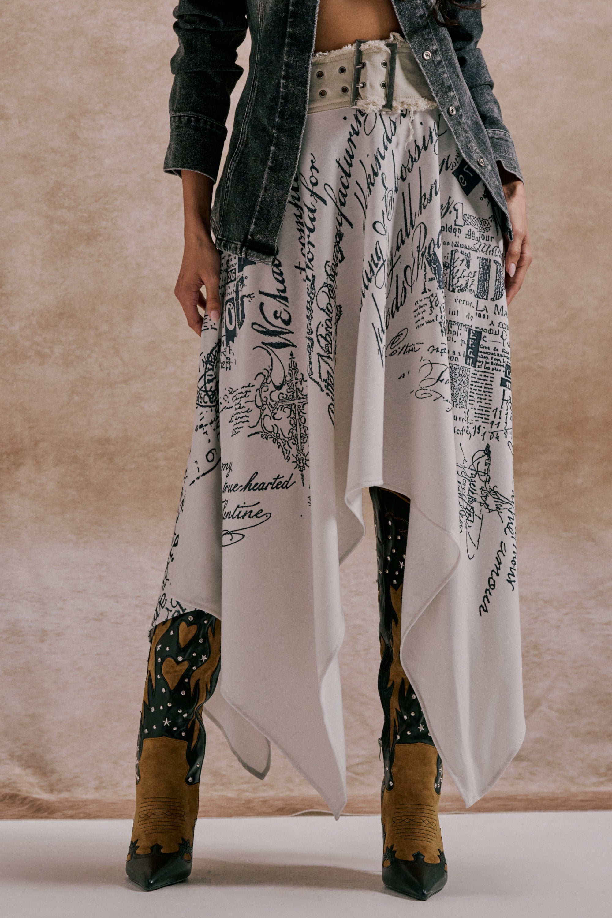 READ ME MIDI SKIRT