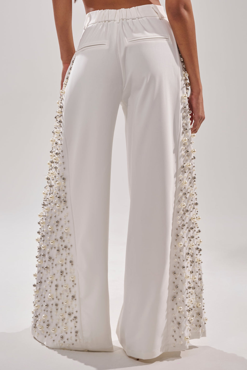 KEEP IT GOING EMBELLISHED TROUSER
