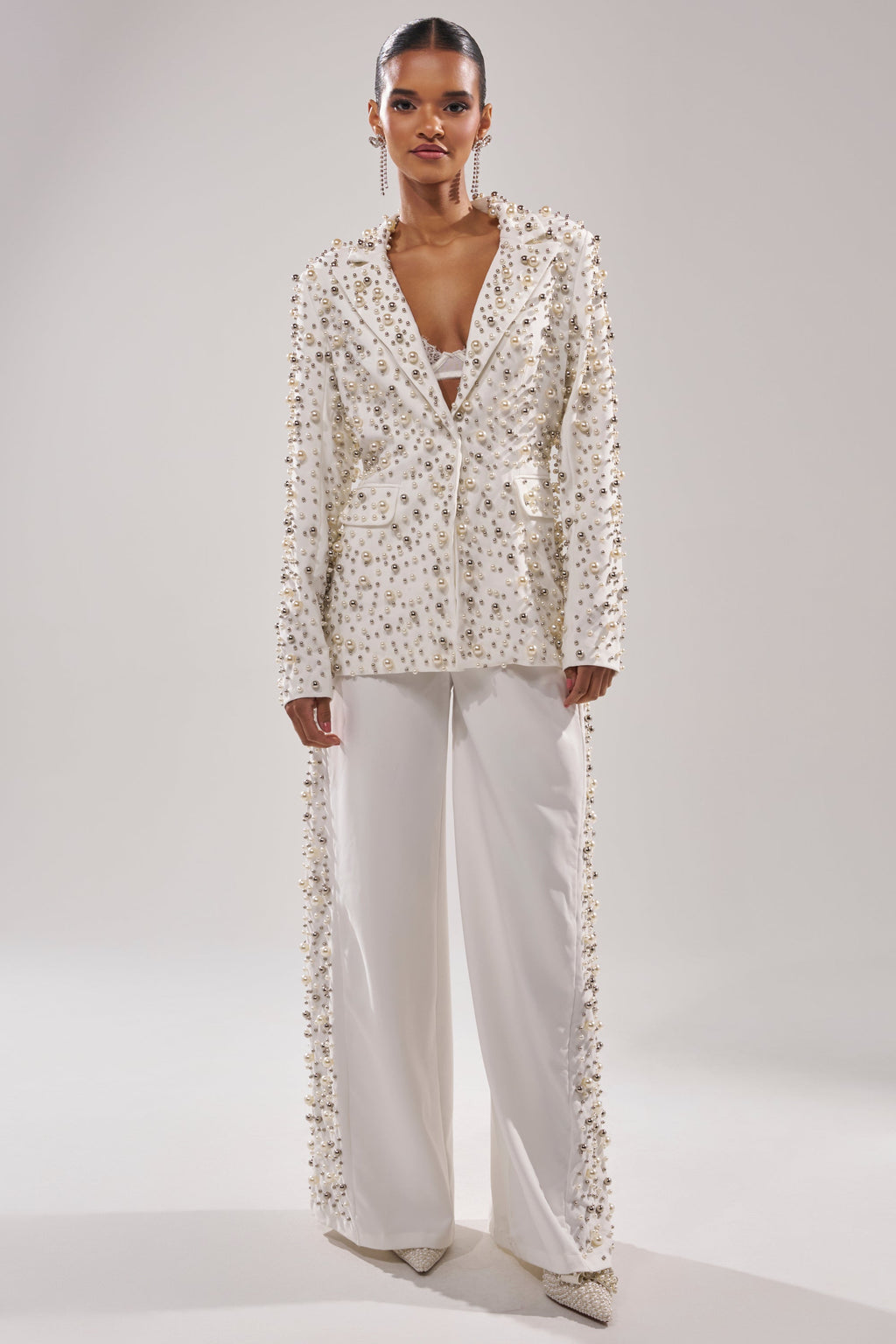 KEEP IT GOING EMBELLISHED TROUSER