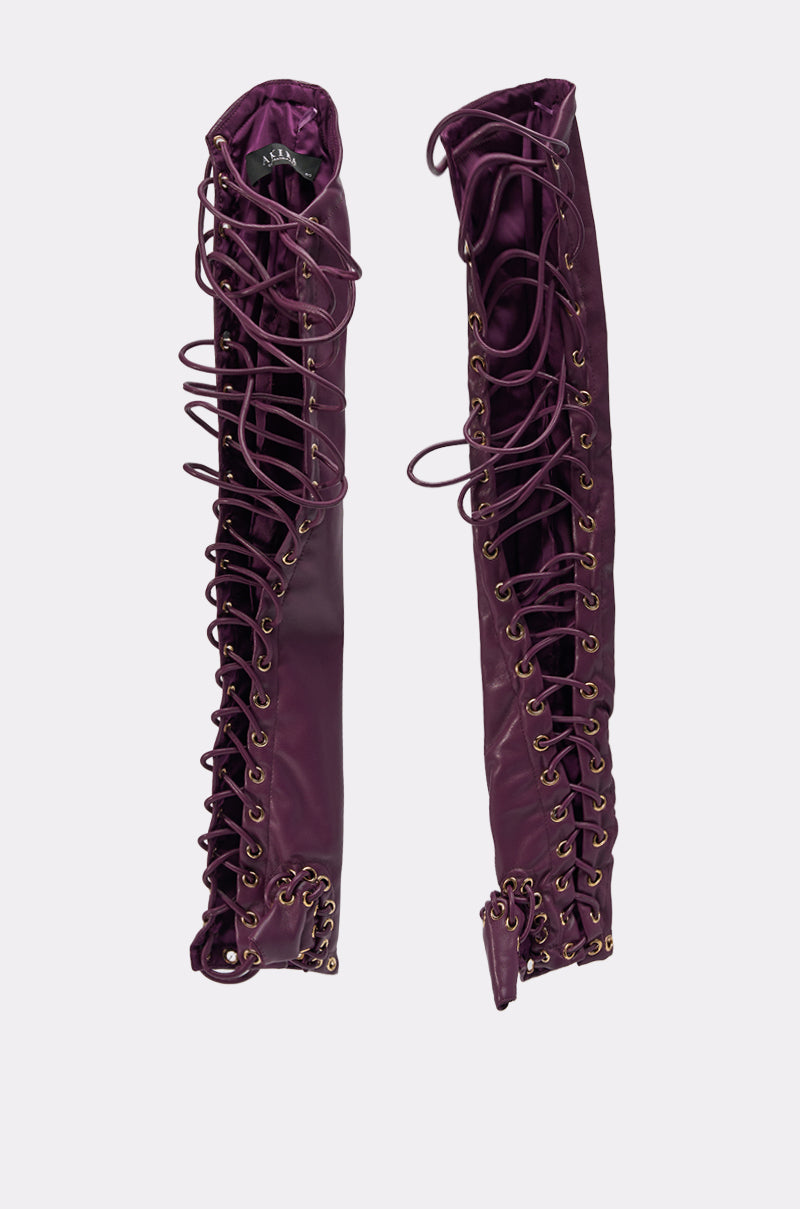 WHAT THE HELLY GLOVES