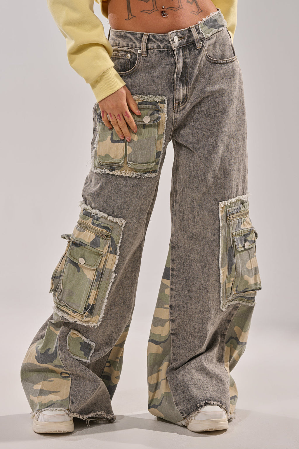 DOWN AND DIRTY CAMO CARGO