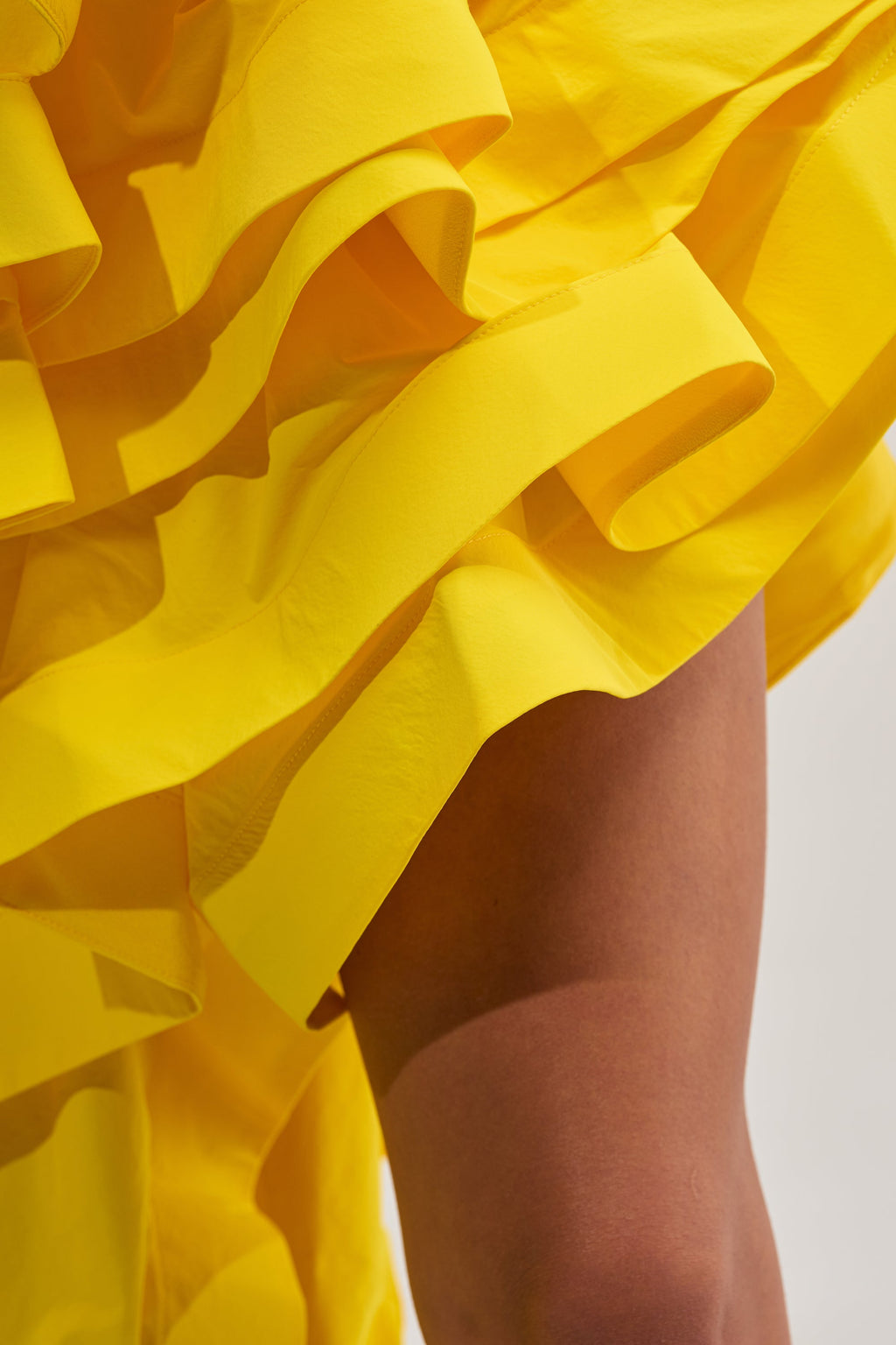 ELEGANT QUEEN ASYMMETRICAL SKIRT IN YELLOW