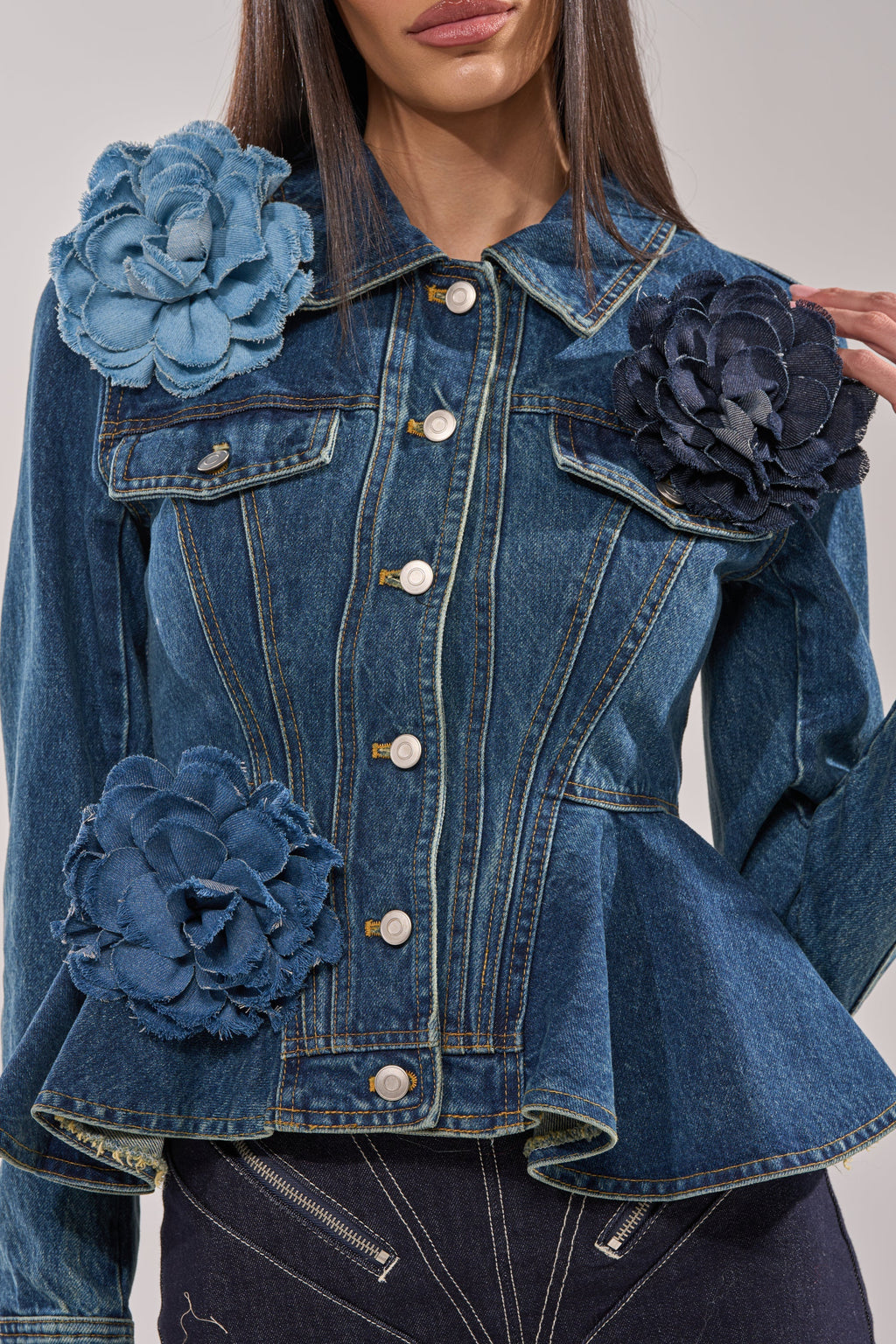 DENIM ERA BROOCH