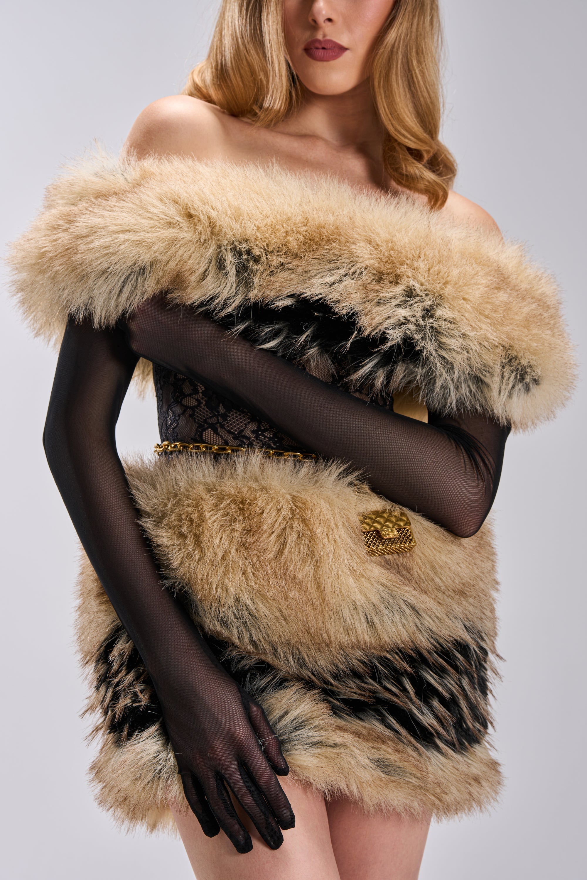 MESH LONG EVENING GLOVE IN BLACK