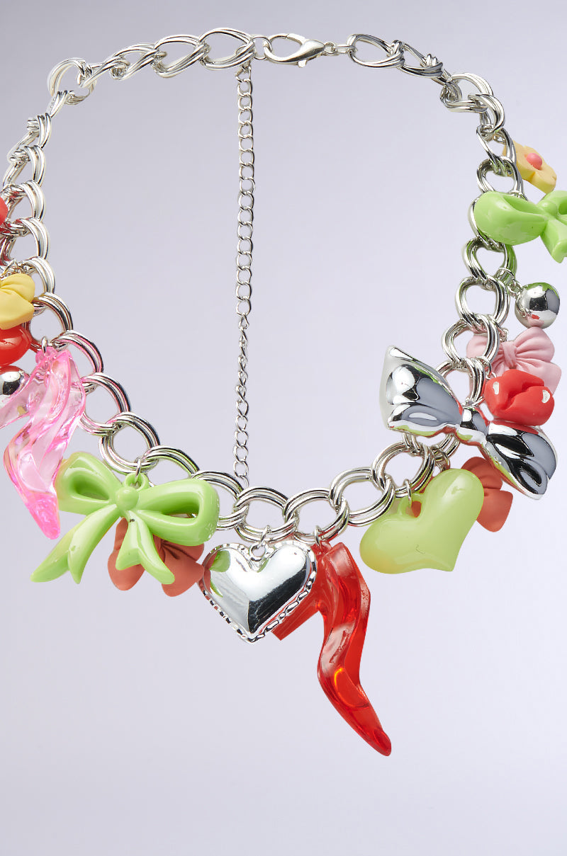 CHARM LIFE NECKLACE