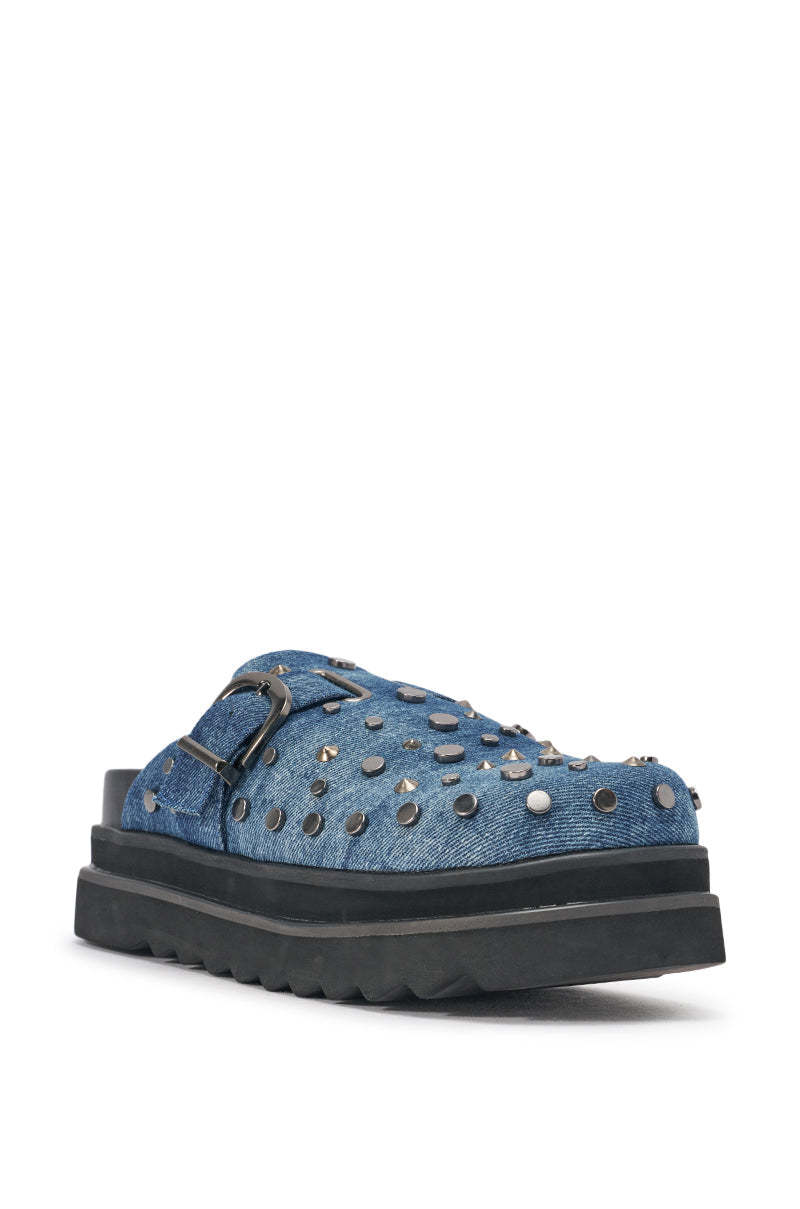 AKIRA GOLD BILLIANNA DENIM FLAT CLOG WITH HARDWARE