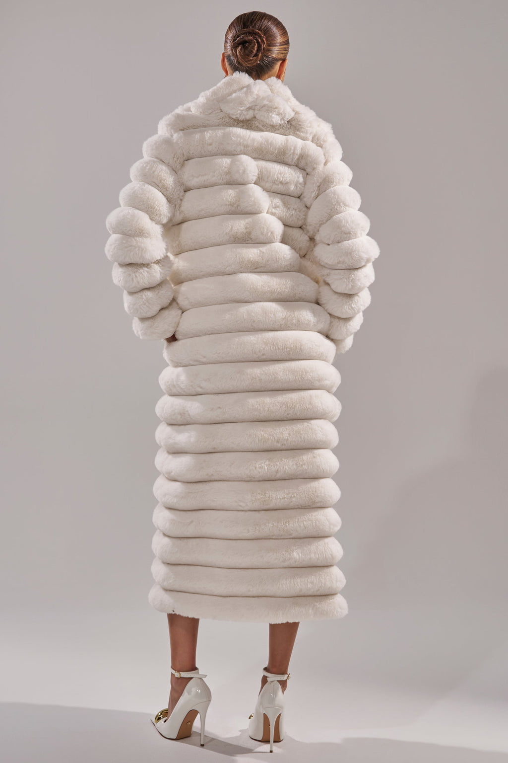 MAXI POPCORN FAUX FUR IN WHITE