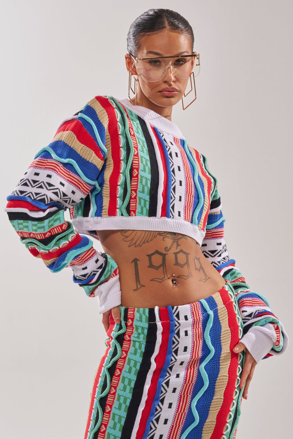 FEELING THE VIBES CROP SWEATER