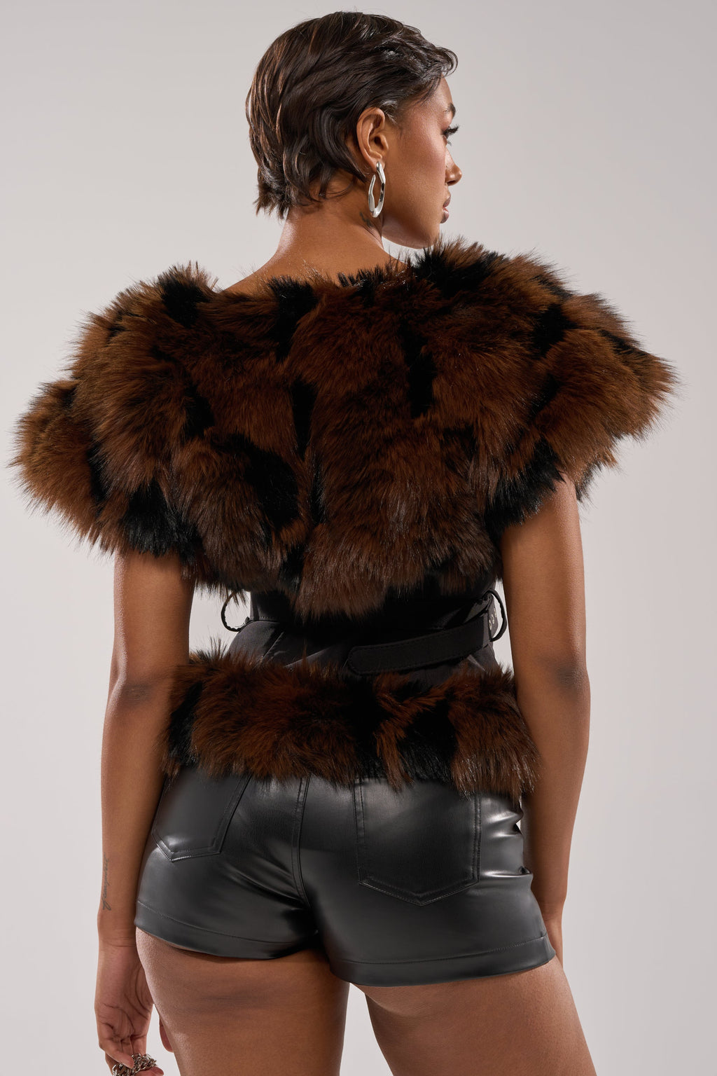 FEELING WARM FUR BLOUSE