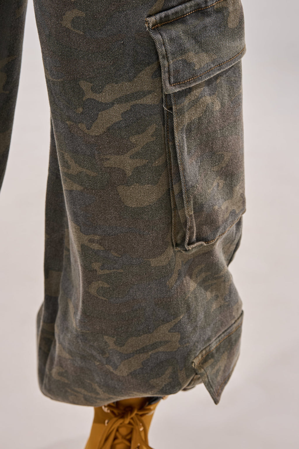 DOWN AND DIRTY CARGO PANT