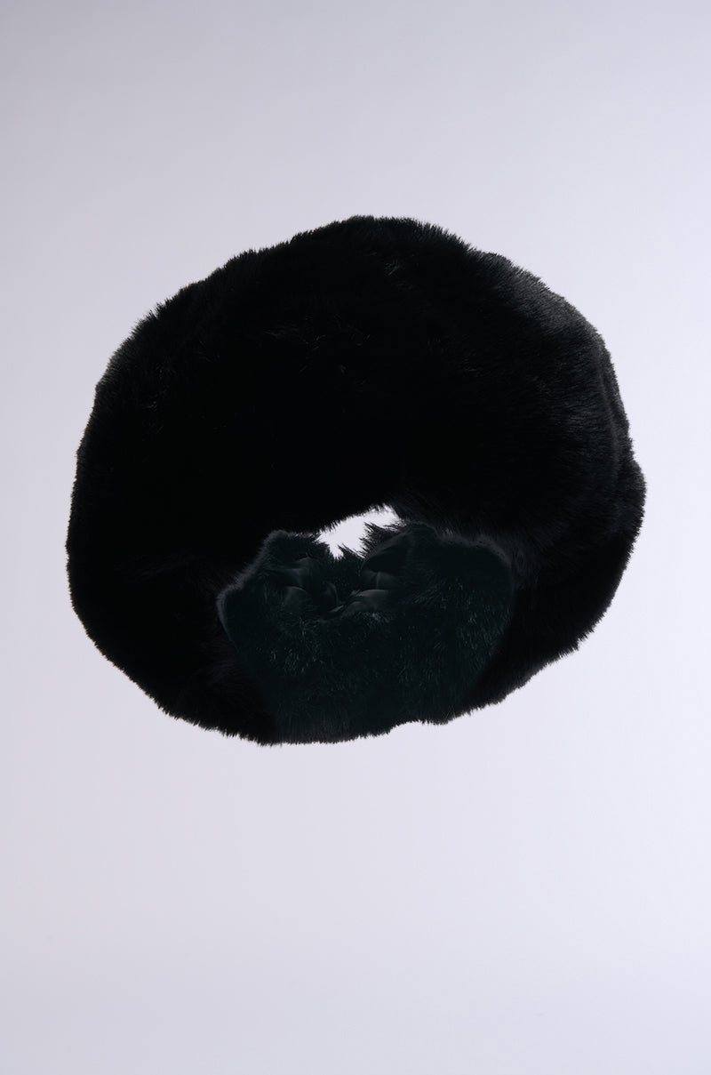 LUXE JENNY FAUX FUR HEADBAND IN BLACK