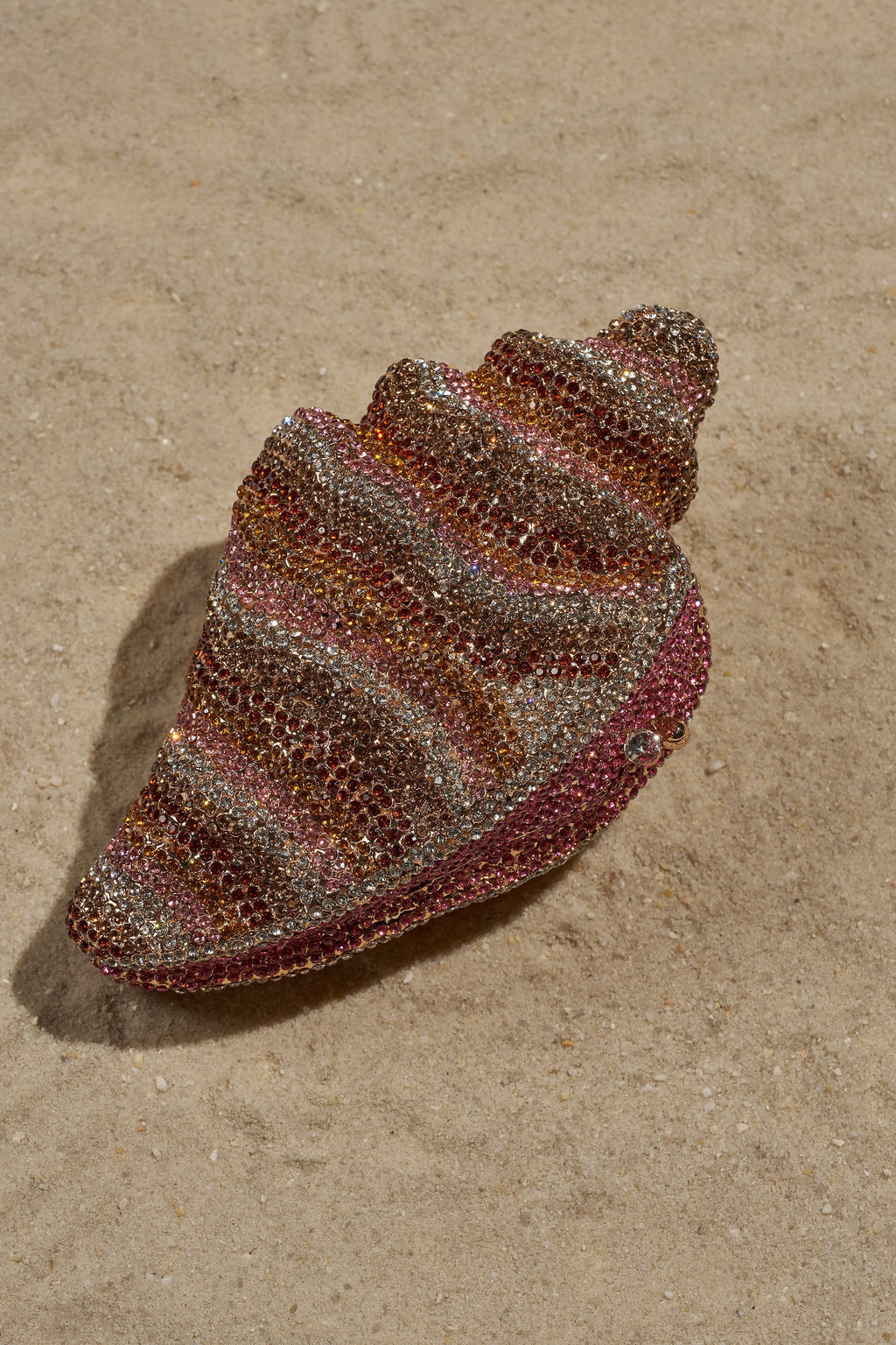 THIS IS MY SHELL BLING CLUTCH