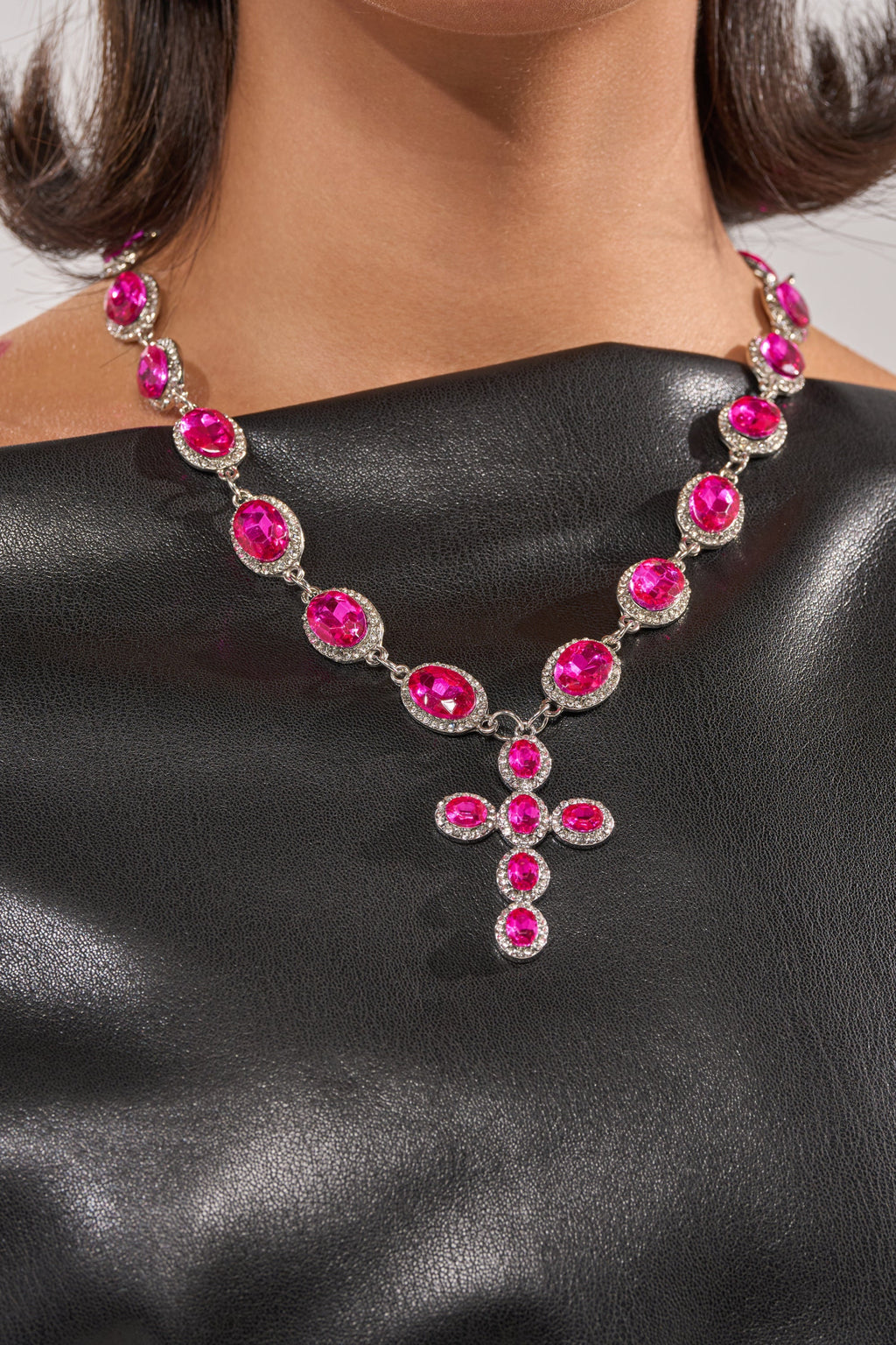 NELLY NECKLACE