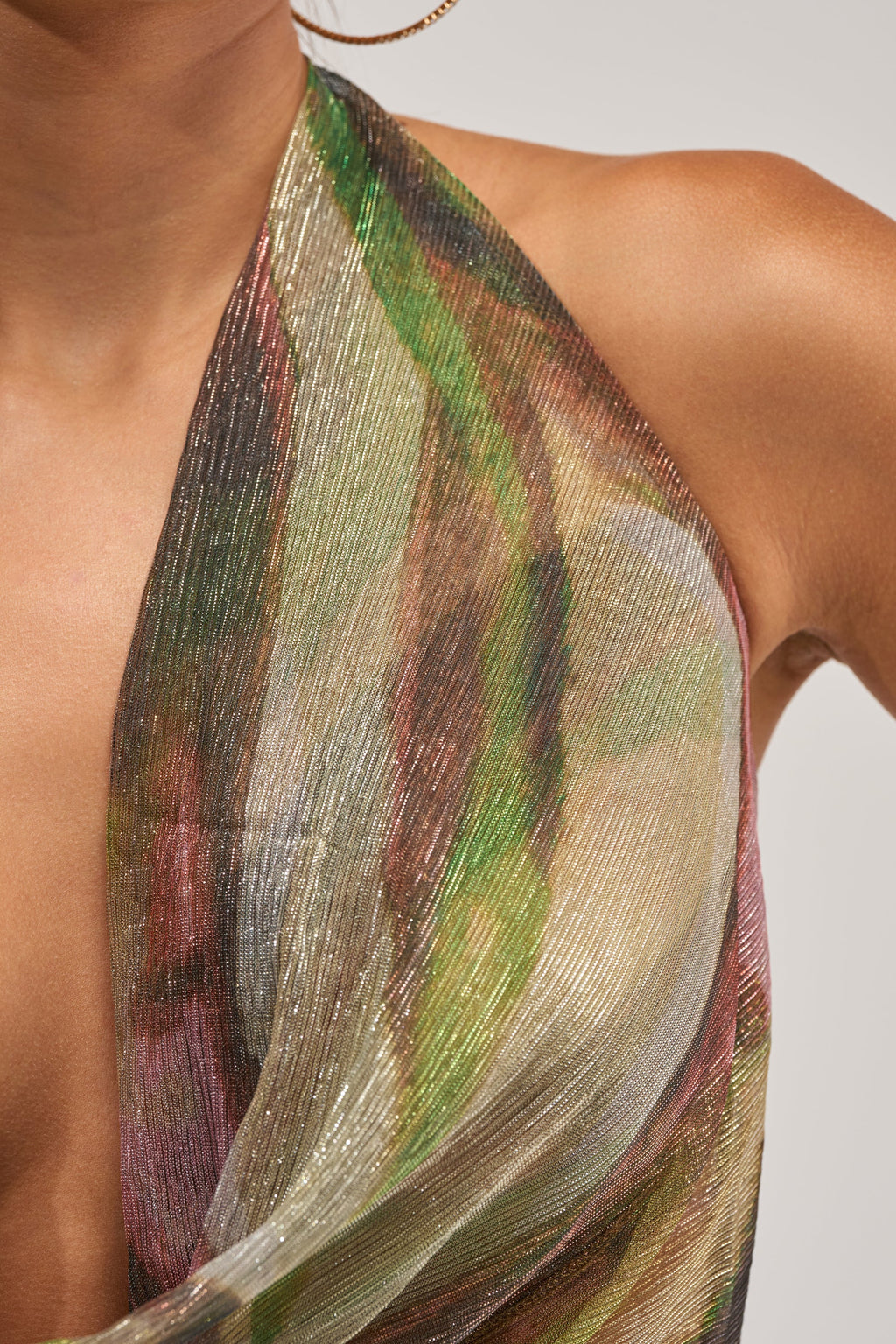 DROP IT LOW COWL NECK BLOUSE IN GREEN MULTI