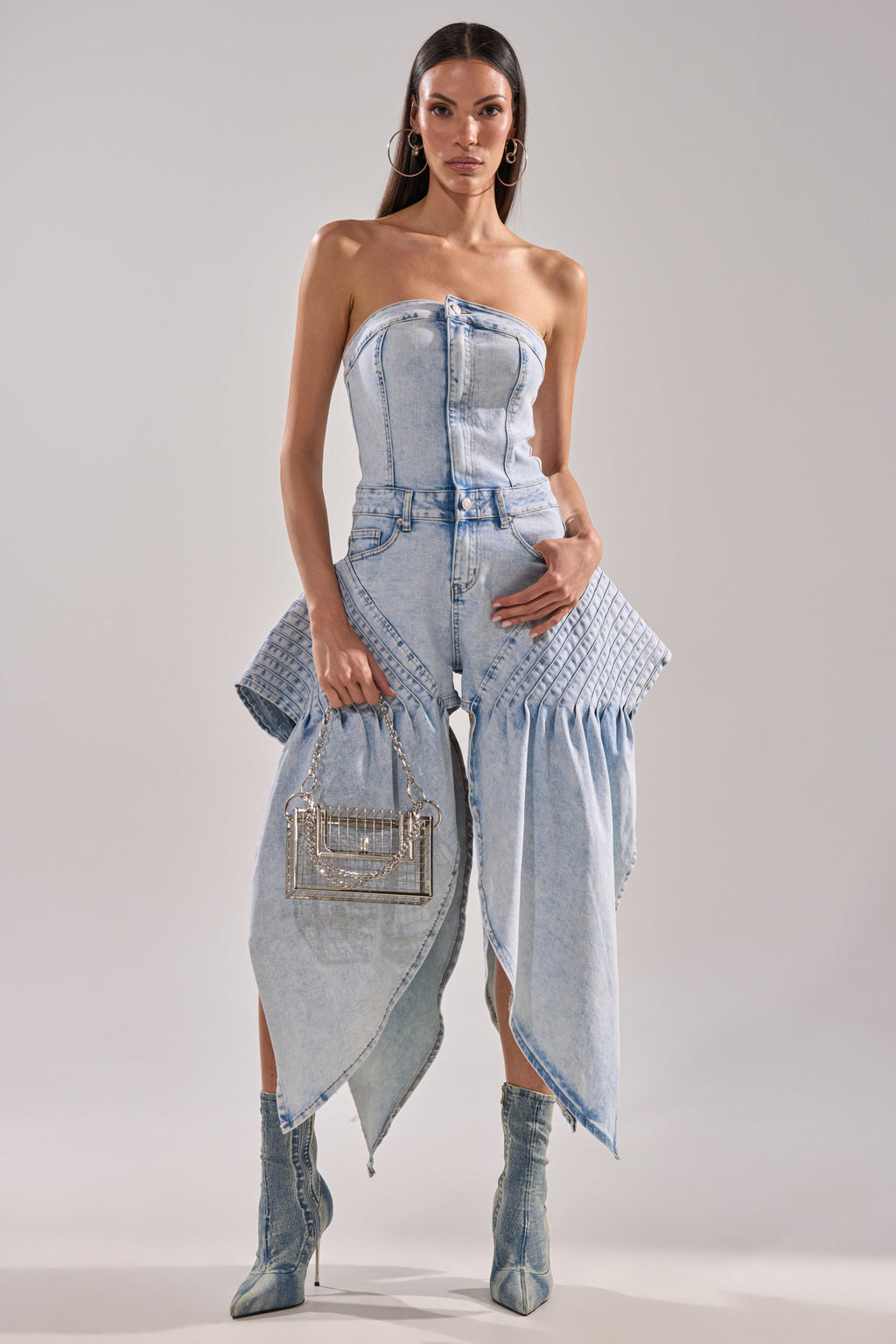 NO ONE LIKE ME DENIM ROMPER