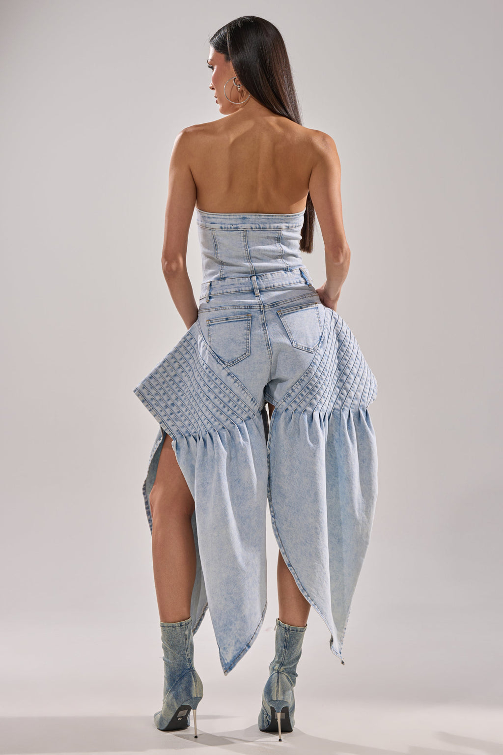 NO ONE LIKE ME DENIM ROMPER