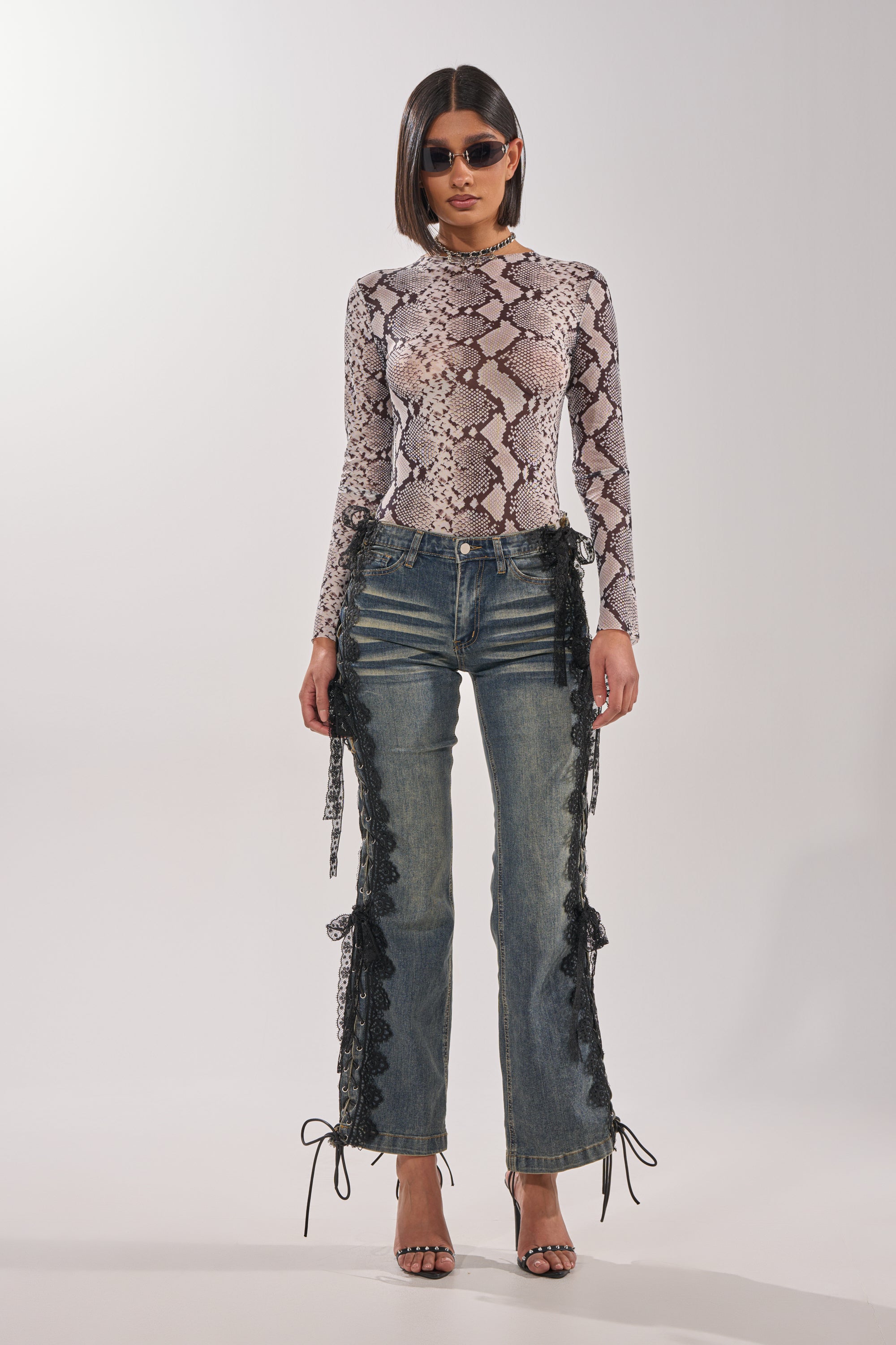 OMBRE SNAKE LONG SLEEVE MESH TOP IN GREY MULTI