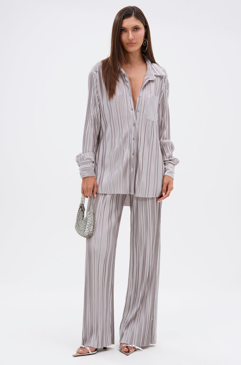 ALIA SLINKY BUTTON DOWN