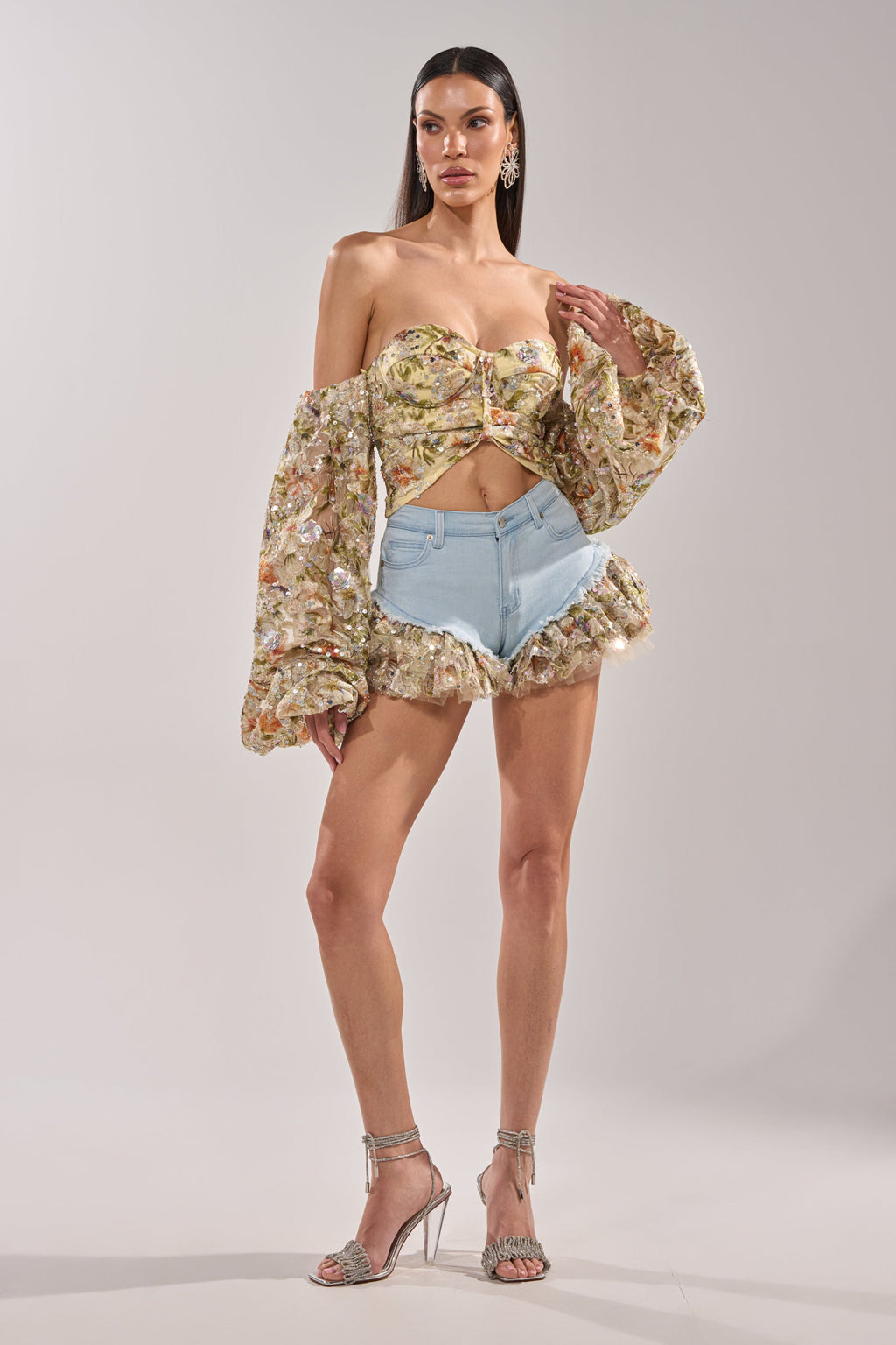 QUEEN OF IT ALL FLORAL DENIM SHORT