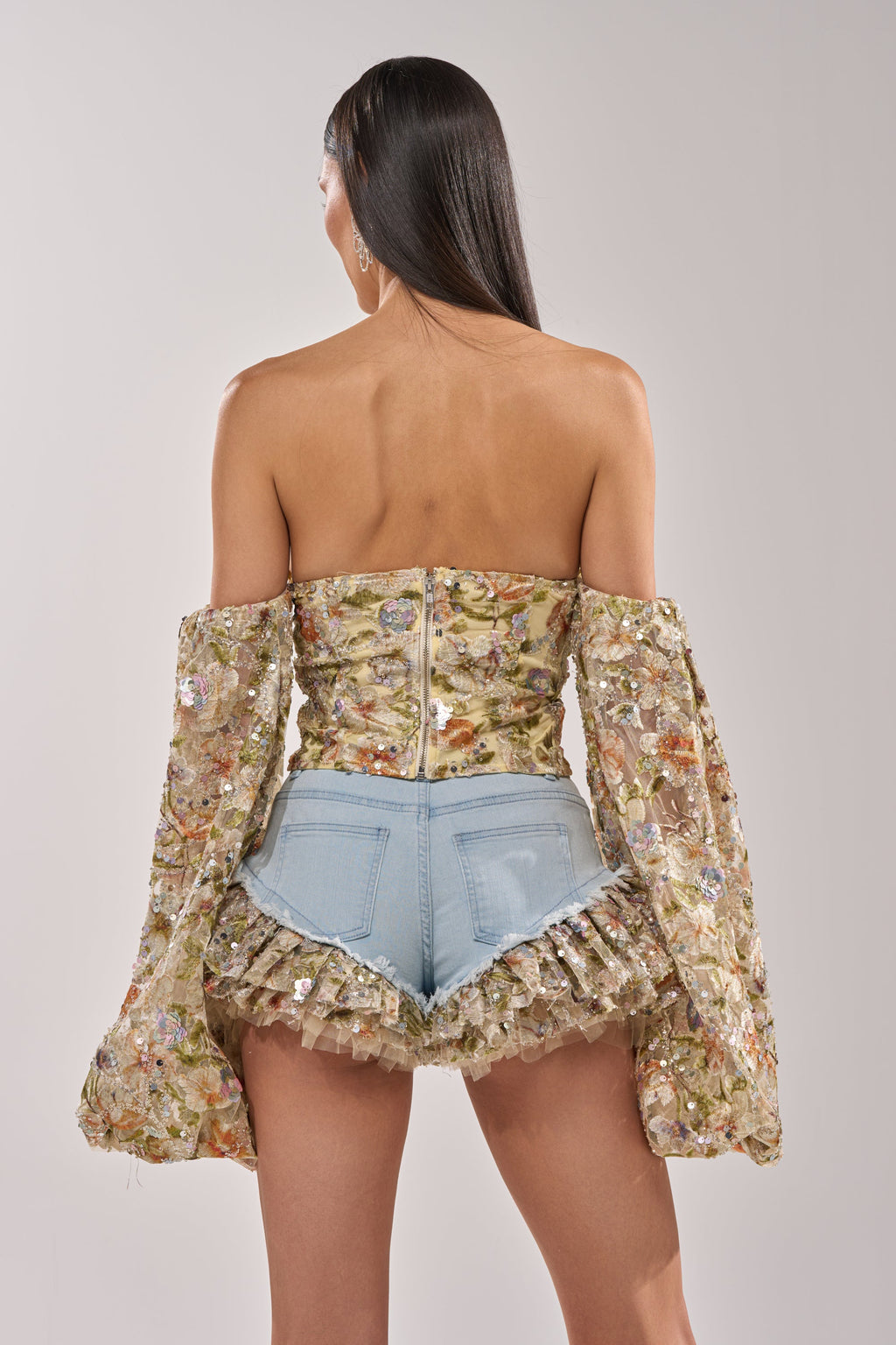 QUEEN OF IT ALL FLORAL BLOUSE