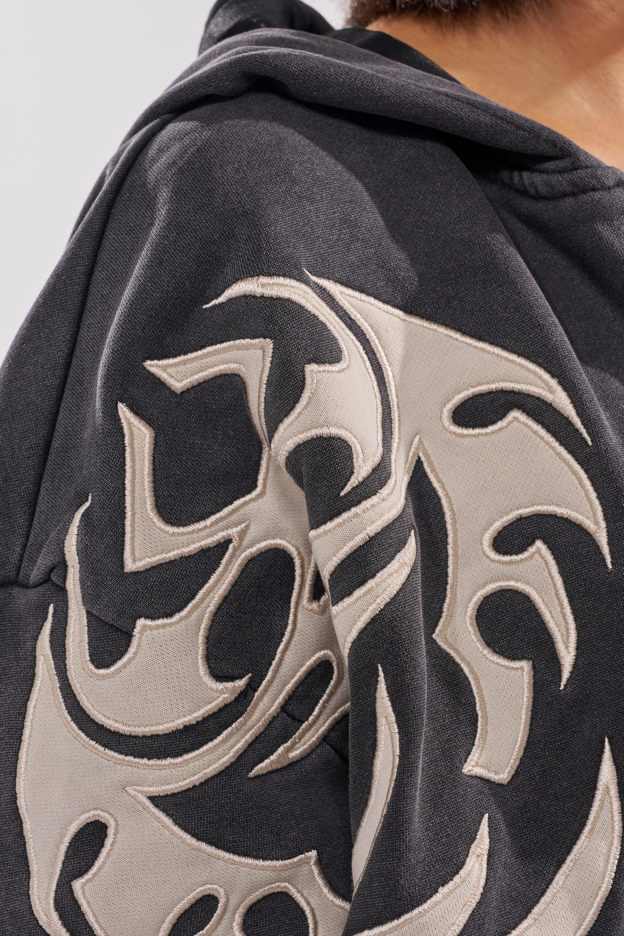 ON FIRE ZIP UP SWEATSHIRT