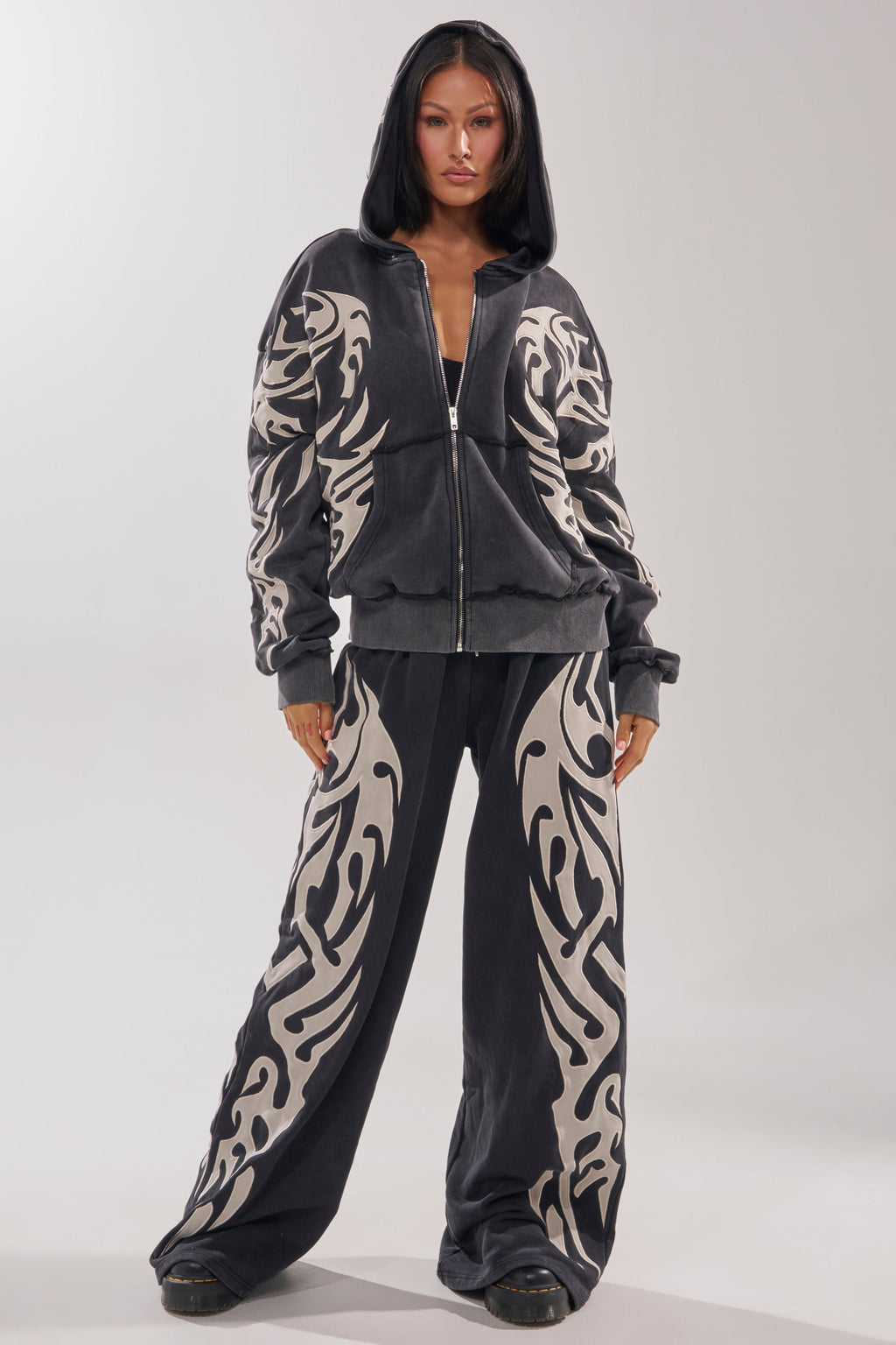 ON FIRE ZIP UP SWEATSHIRT