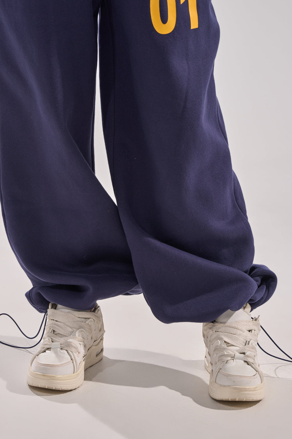 UNTAMED METAL RING JOGGER