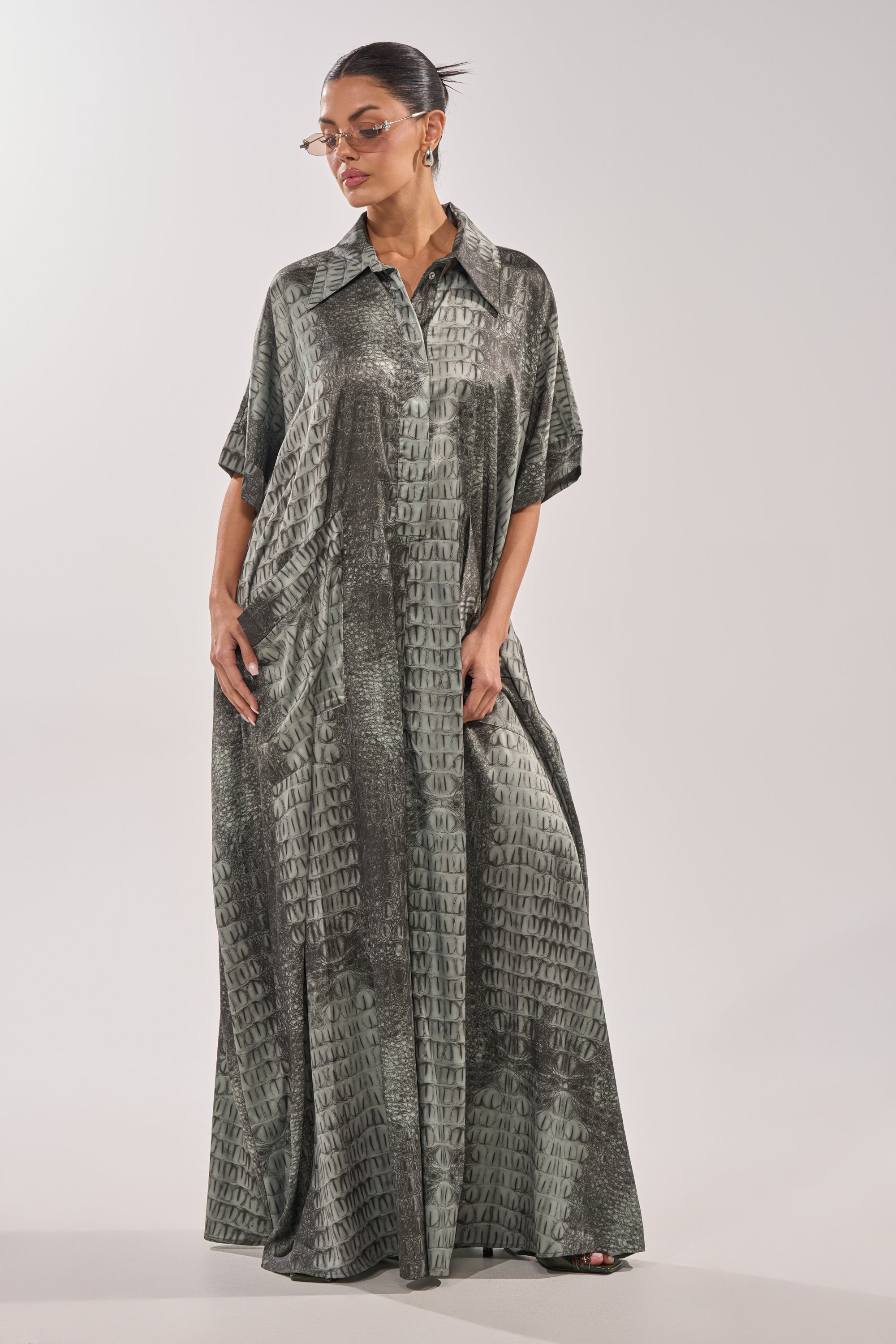 SHE'S RICH OVERSIZED JUMPSUIT IN SNAKE