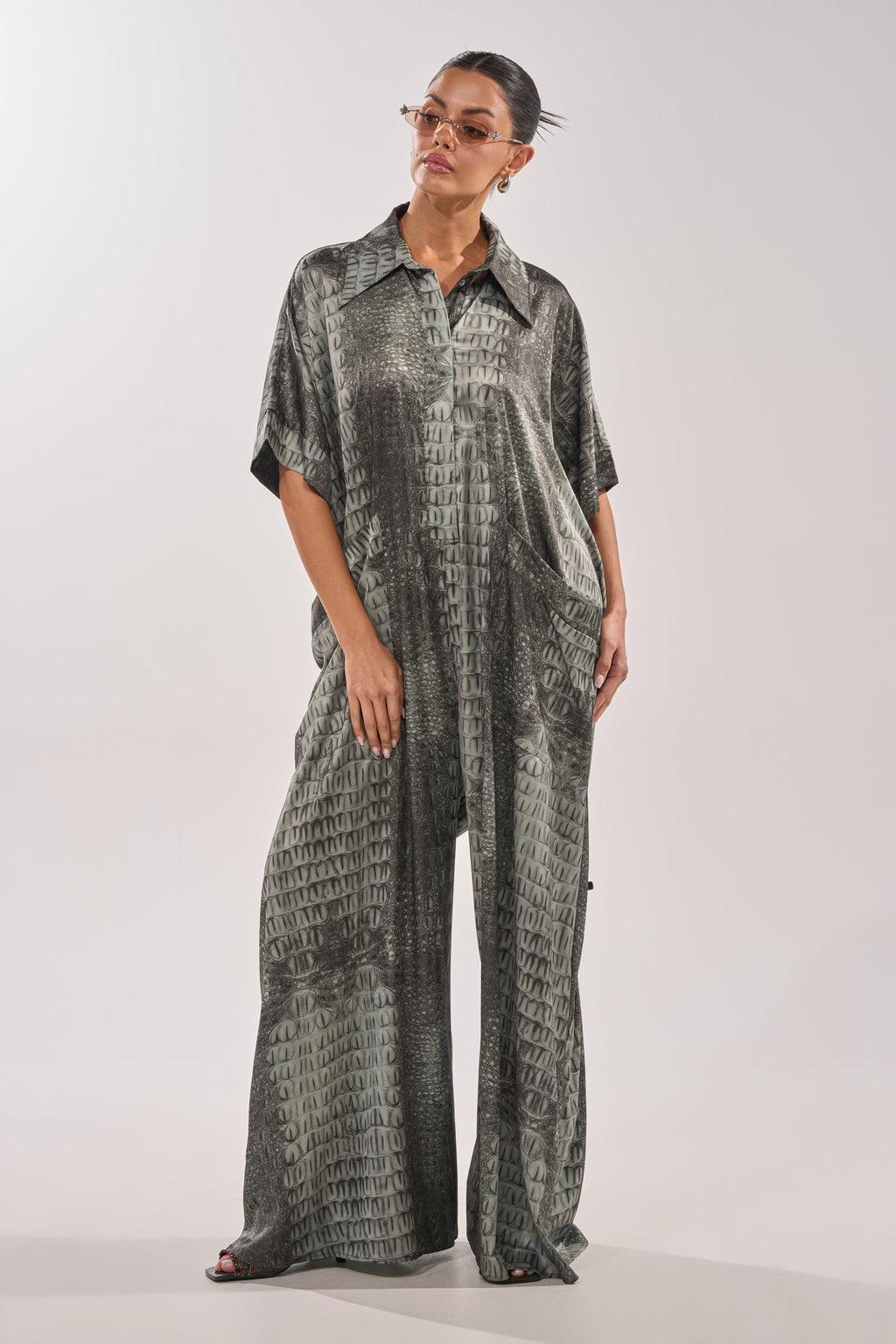SHE'S RICH OVERSIZED JUMPSUIT IN SNAKE