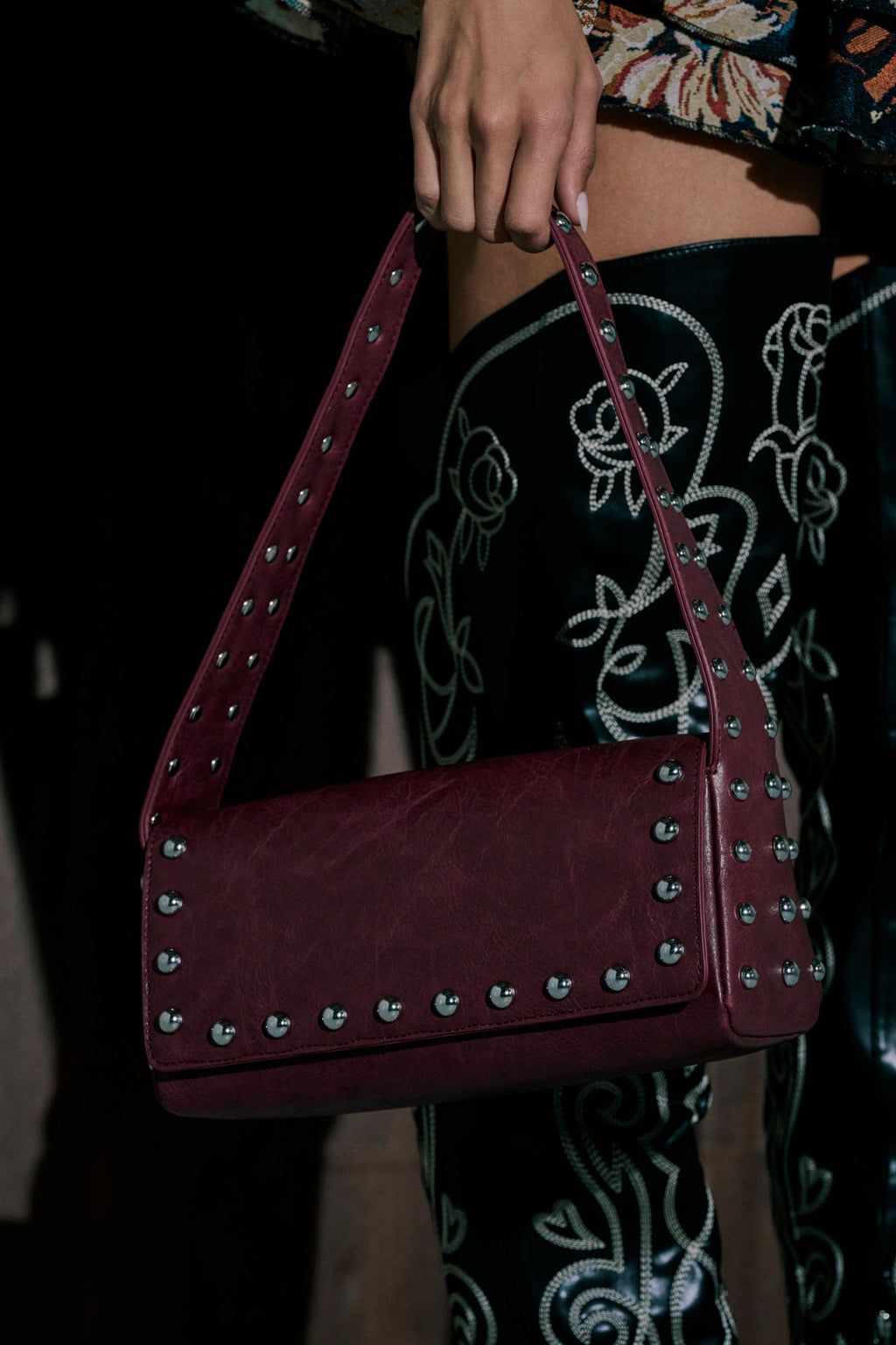LOLA STUDDED PURSE