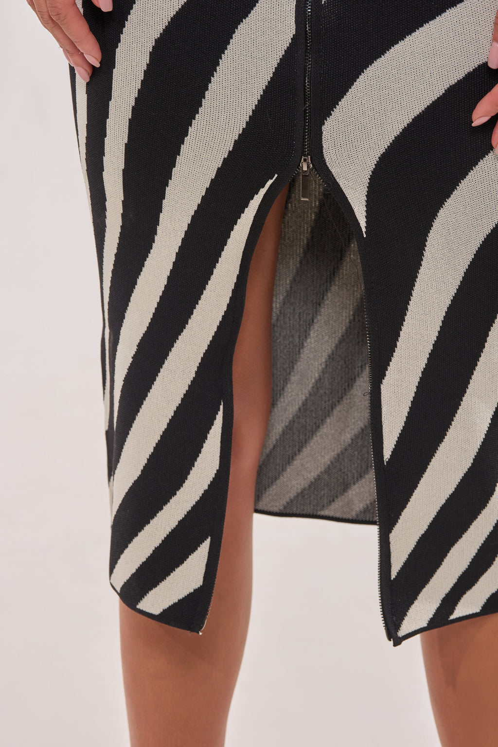 UNDER MY SPELL MIDI DRESS