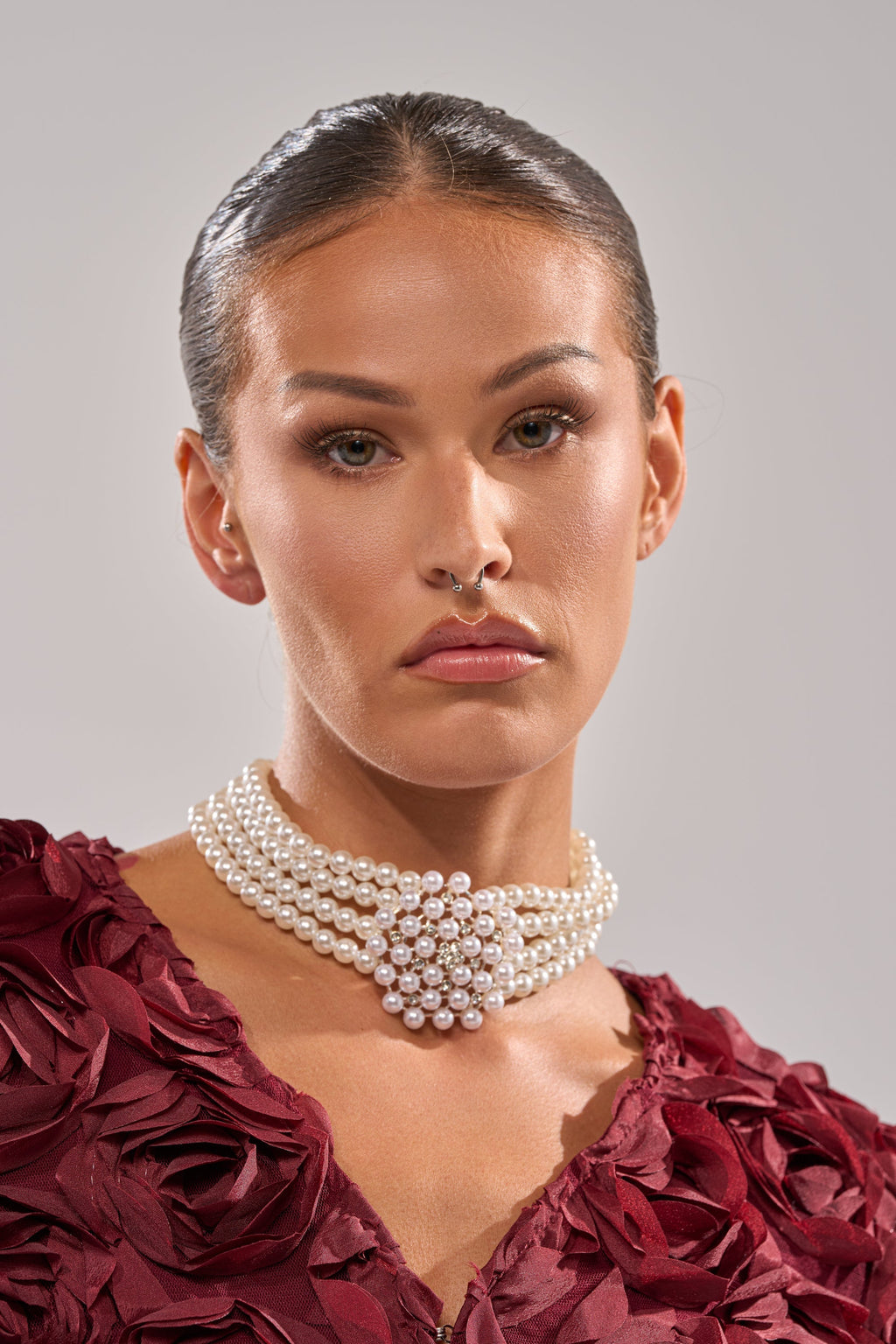 TRULY PEARL CHOKER