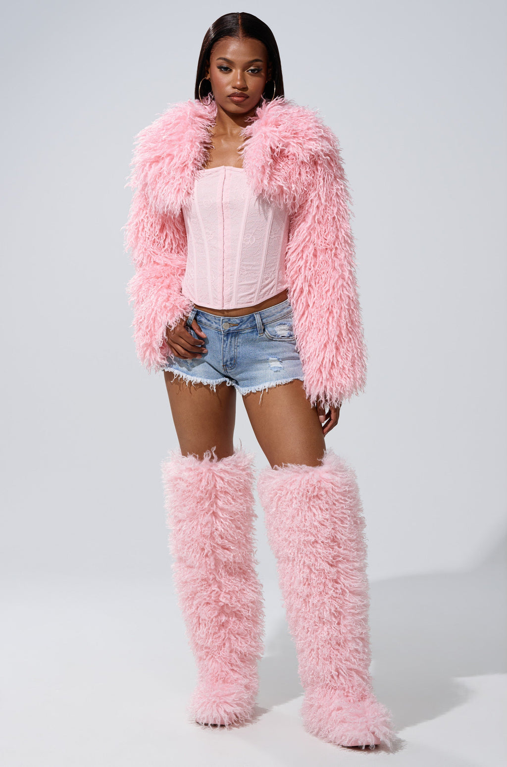 LEILA ULTRA CROP FAUX FUR IN LIGHT PINK
