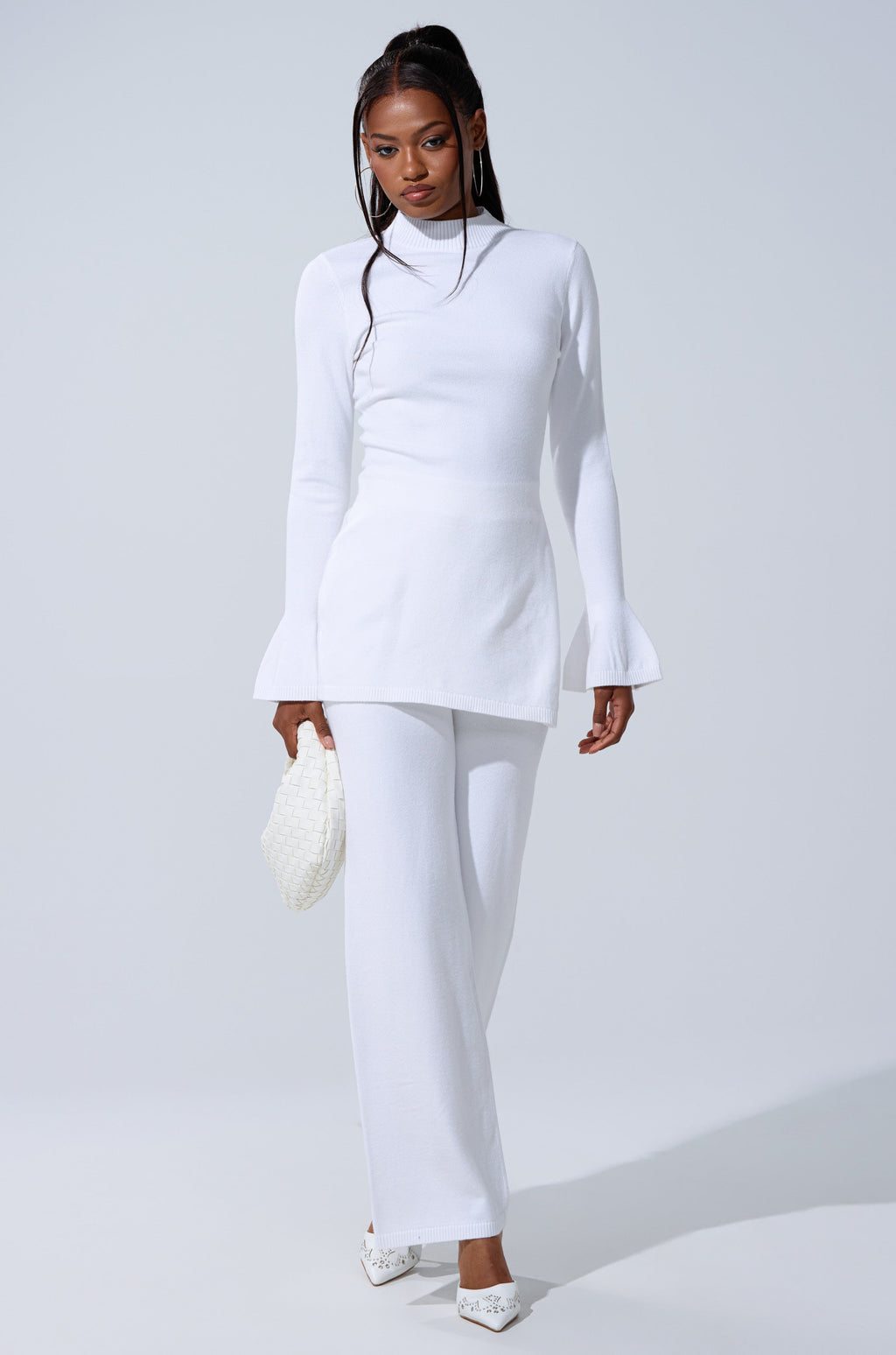 GET COZY WITH ME OVERSIZED SWEATER IN WHITE