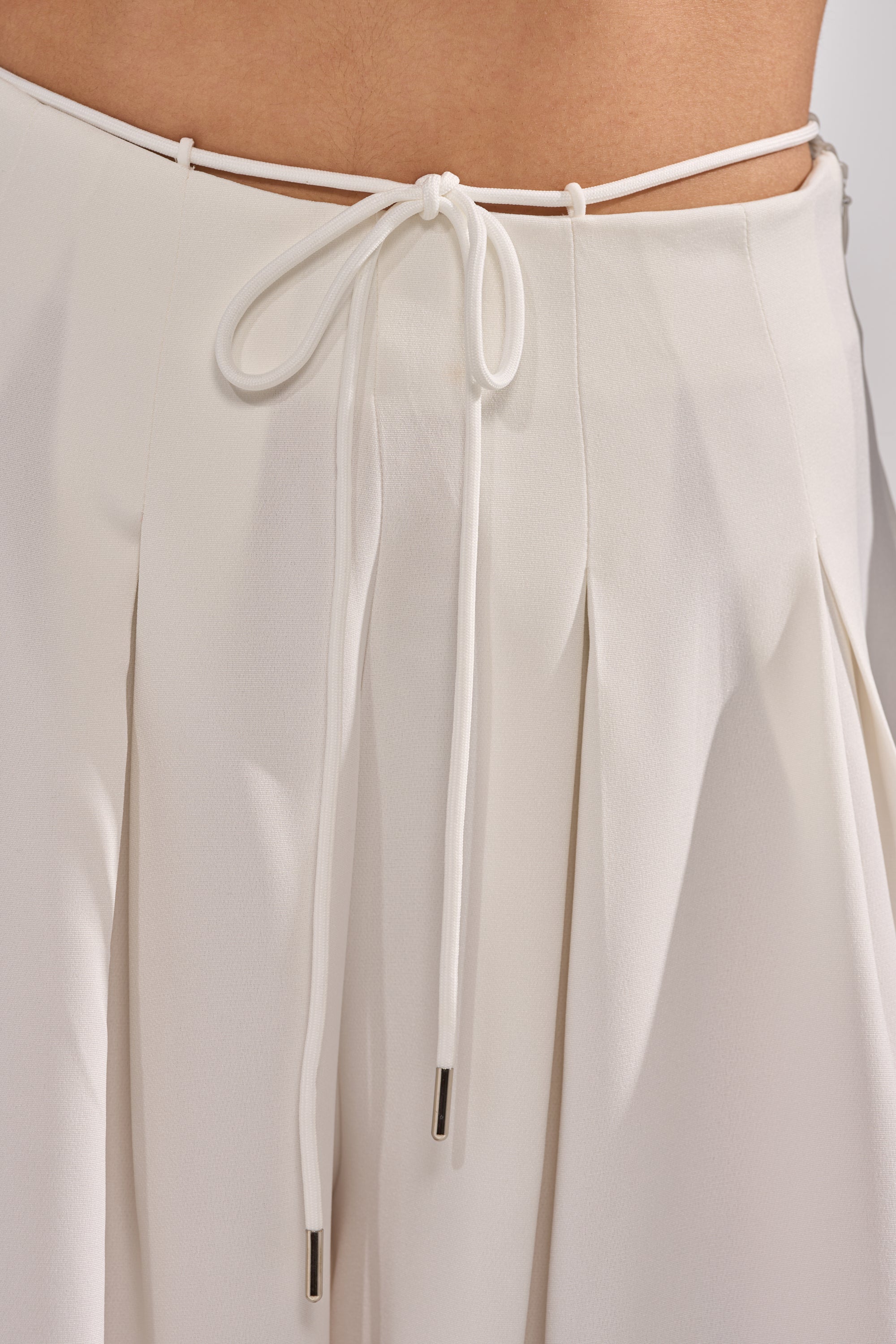 GLORIOUS PLEATED WIDE LEG TROUSER