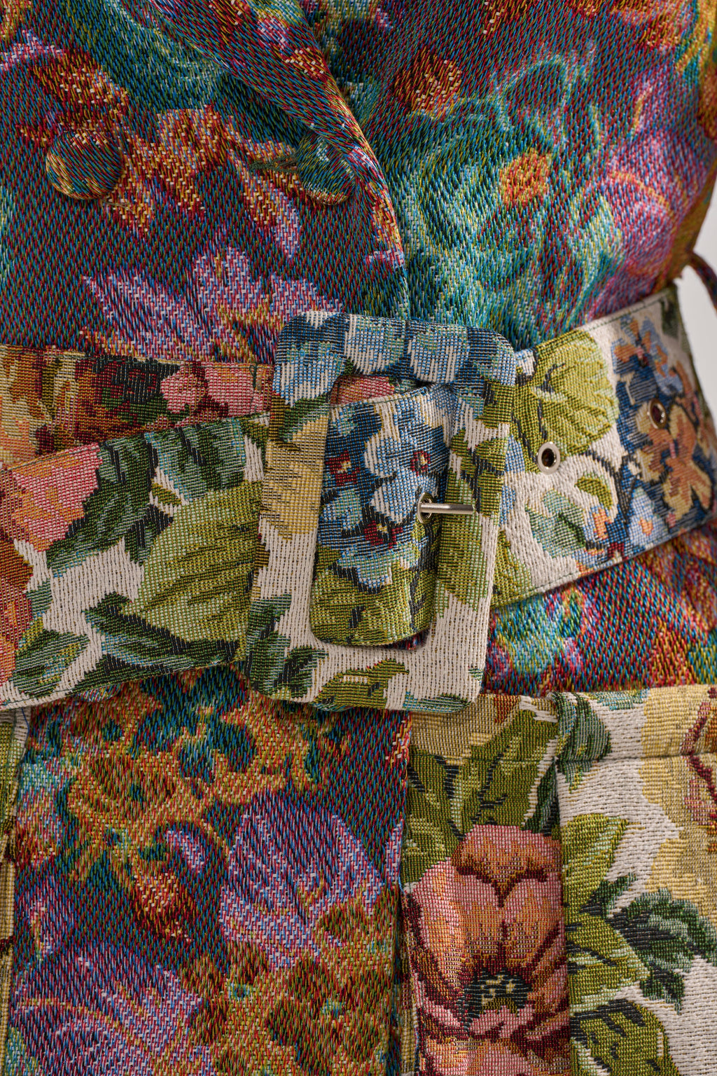 SHOW OFF TAPESTRY TRENCH