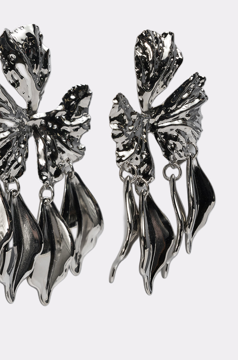 IN BLOOM EARRING