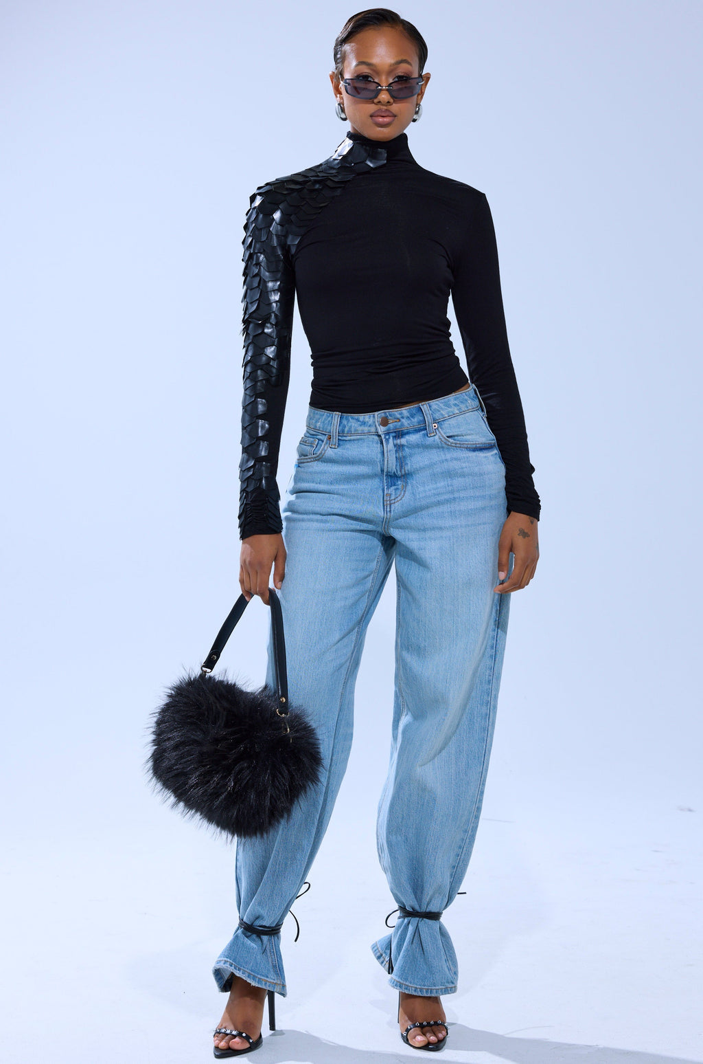 NASTASIA SCALE TOP