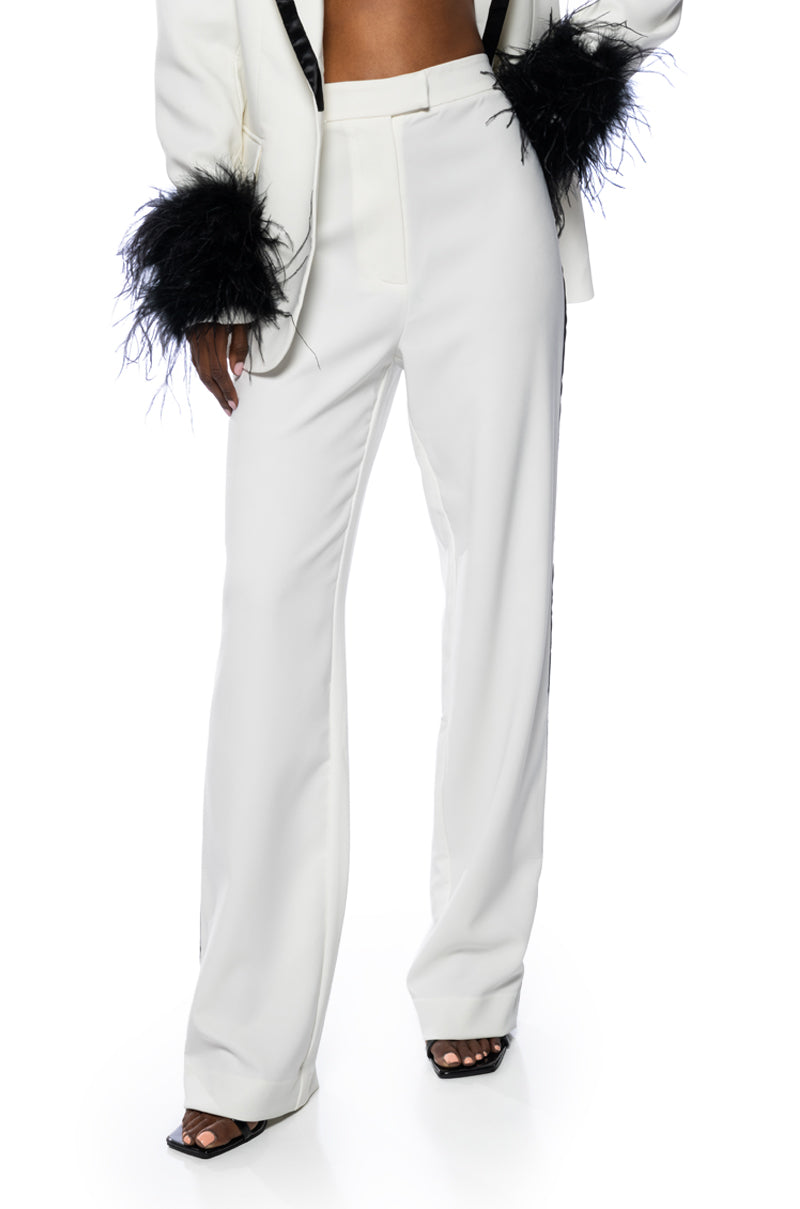 LANTIS WHITE TROUSER WITH RIBBON SEAM
