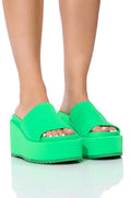 AZALEA WANG AQUARIA FLATFORM SANDAL IN GREEN