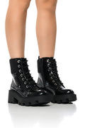 AZALEA WANG ESPECIAL BLACK COMBAT BOOTIE