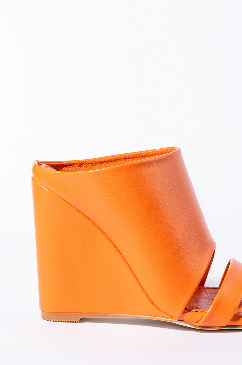 AZALEA WANG JOCELYN SQUARE TOE WEDGE SANDAL IN ORANGE