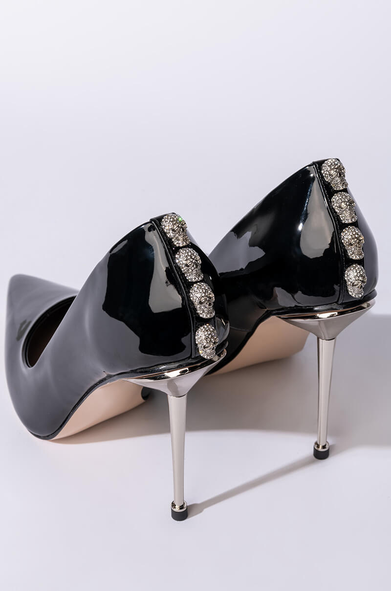 AZALEA WANG SKULLS IN MY CLOSET STILETTO PUMP IN BLACK