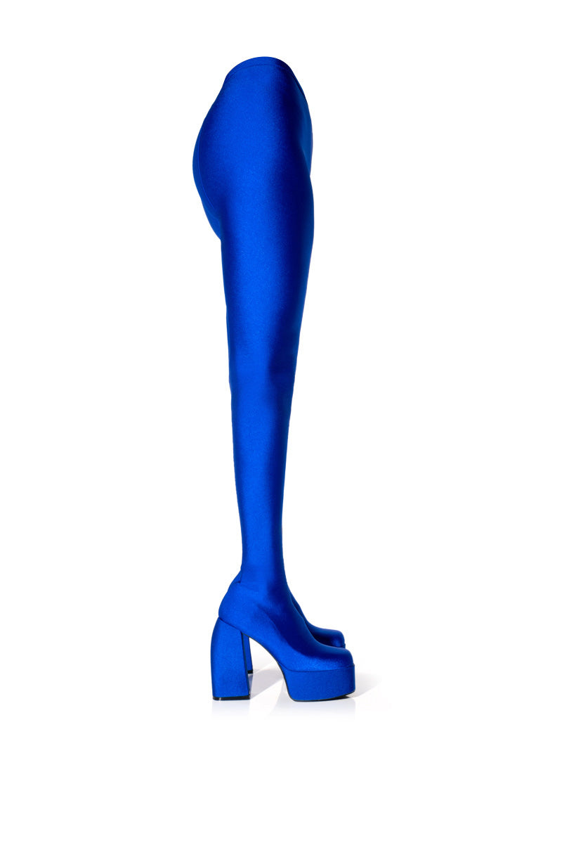 AZALEA WANG HEYHEY CHUNKY BOOT PANT IN BLUE