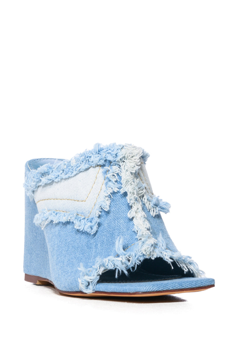 AZALEA WNAG TOBIAS WEDGE DENIM MULE