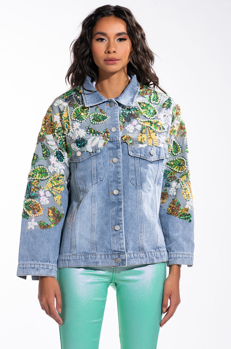 FLOWER EMBELLISHED DENIM JACKET