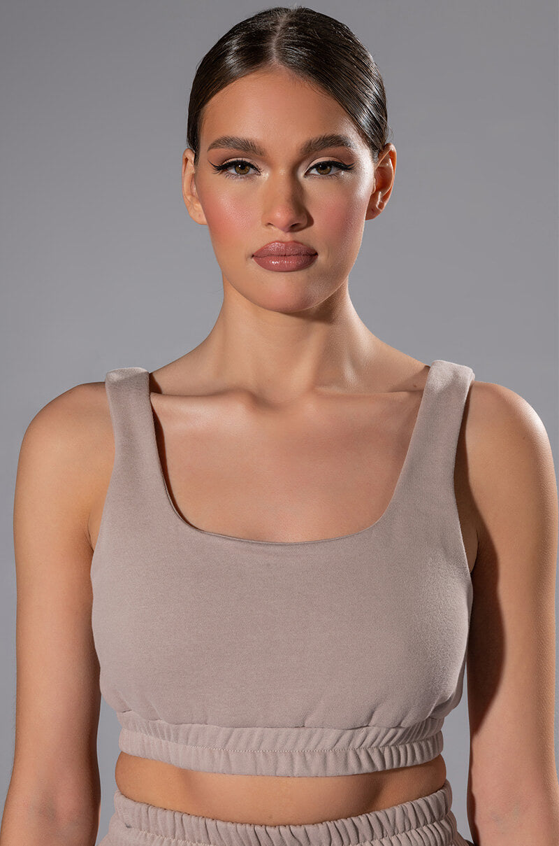 CASUAL CASEY CROP TANK TOP