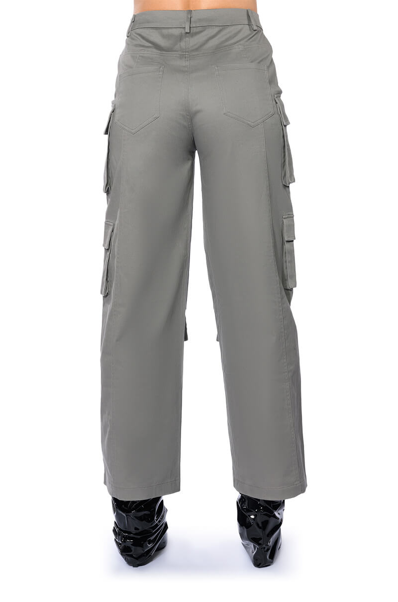 CHAMPION OF EVERYTHING CARGO PANTS
